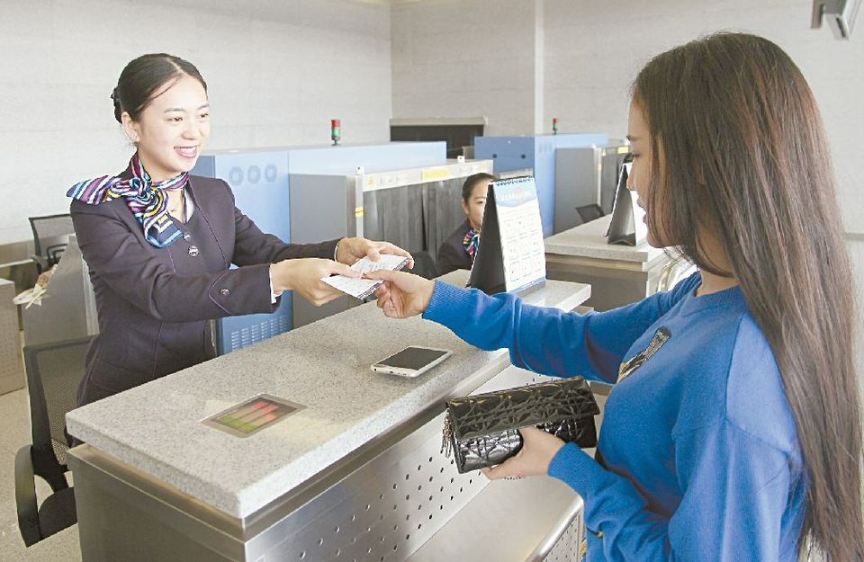 2023年空姐收入情况,2022年空姐的工资总收入