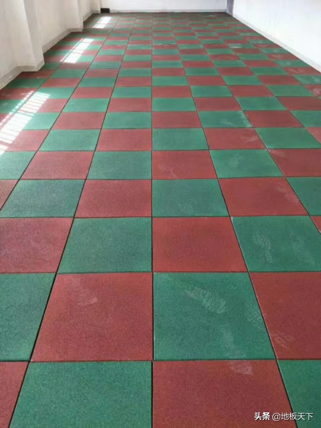 室外滑滑梯橡胶地垫,户外橡胶防滑防水减震地垫