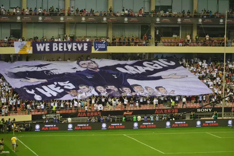 观球手记炎炎夏日在家门口感受狂热英超，我在，就是主场