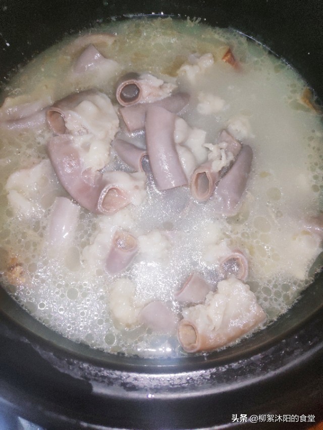 猪小肠去除苦味,猪小肠煲汤去火