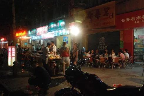 难说再见！自贡又一大型超市即将歇业，17年记忆将消失