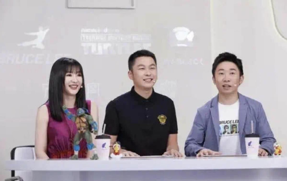 江苏首富之子,接管老爸300亿家产,却无法解决90亿服装库存