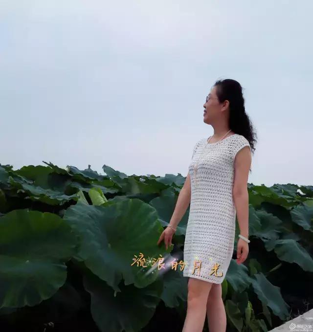 郁金香钩针连衣裙图案图解,钩针编织女士连衣裙视频图解过程