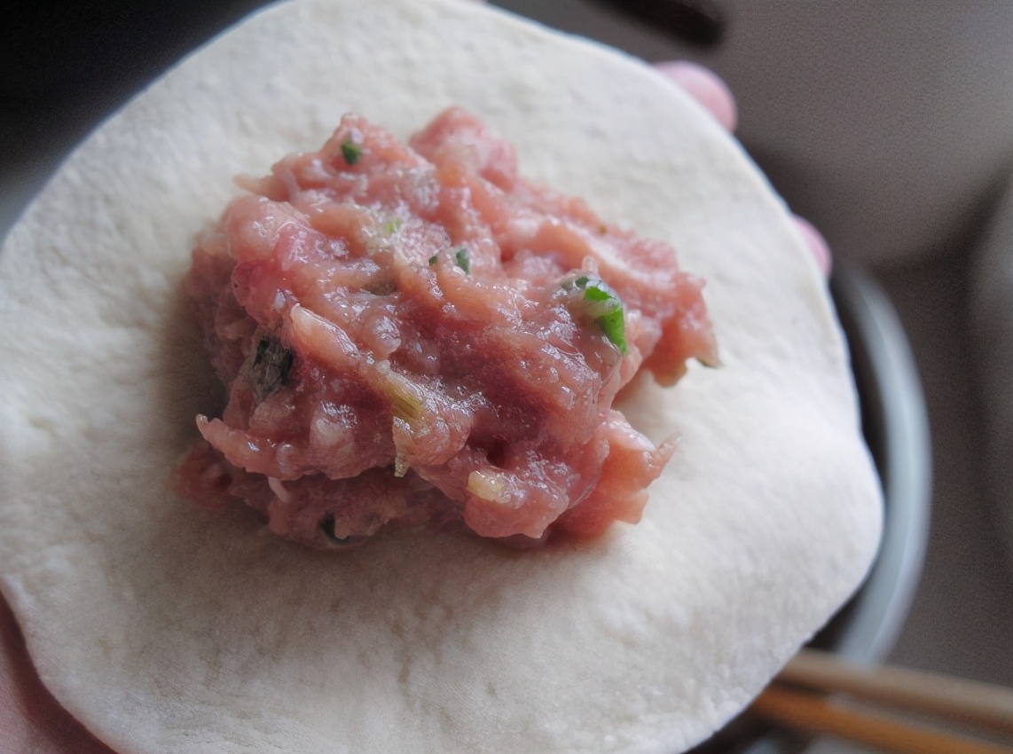 打水馅包子,最简单的肉馅包子怎么调