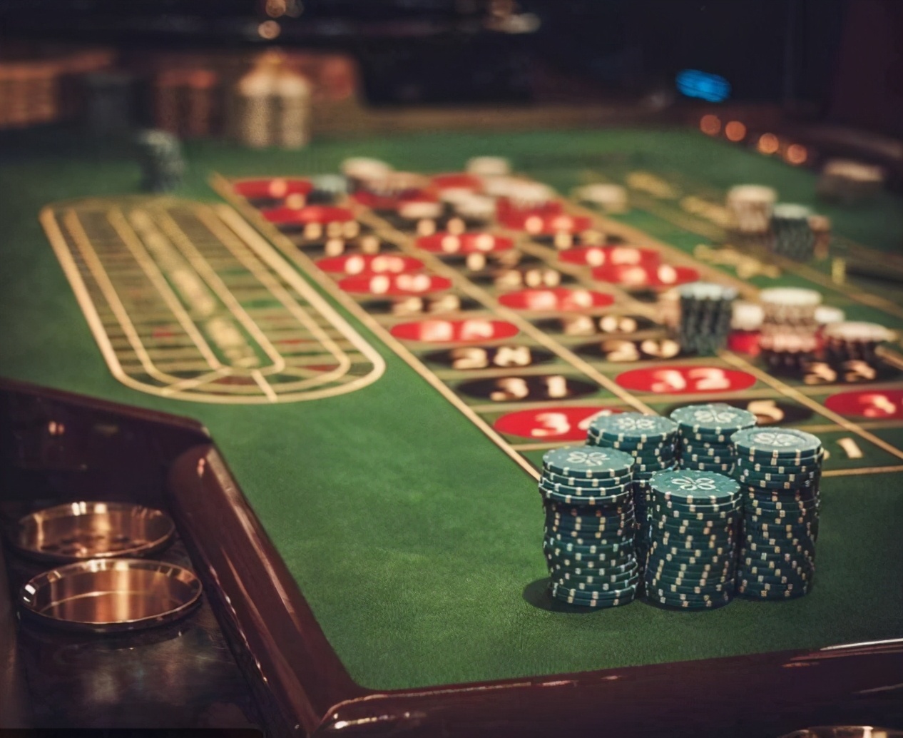 浙江富二代，花3亿追网红女，骗王思聪1.7亿，下场大快人心