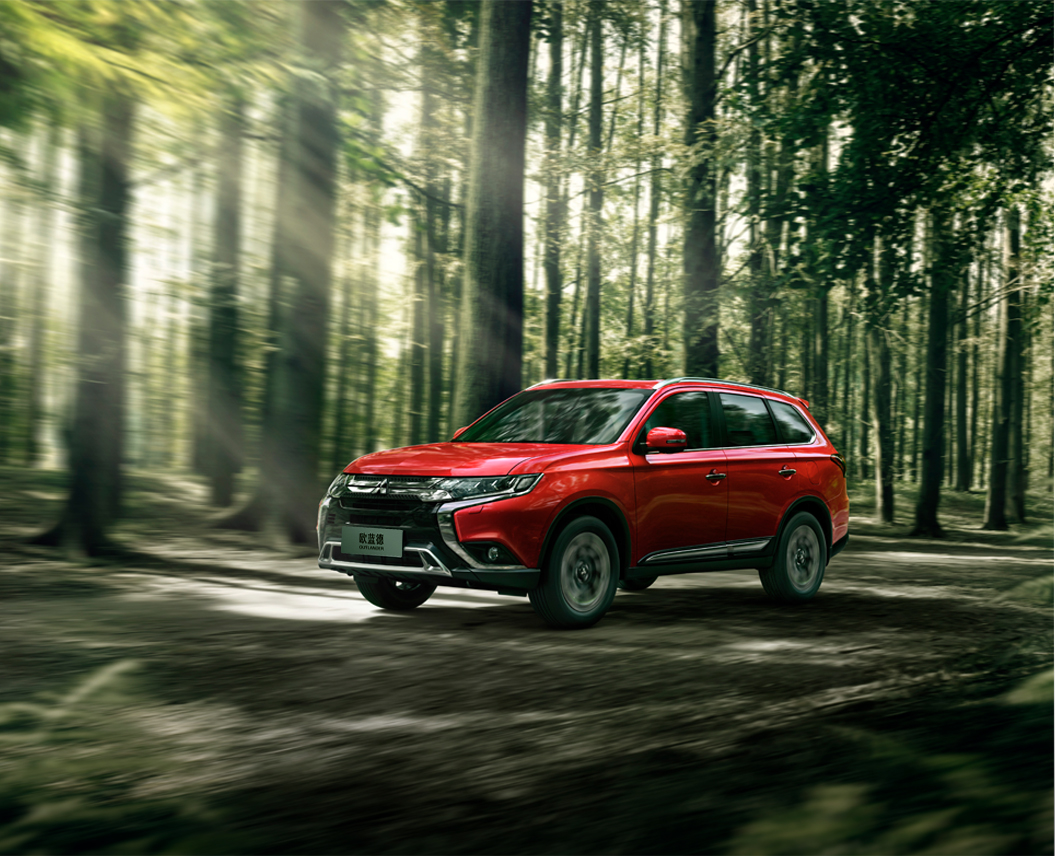 终端不到14万，单月卖出8987台，三菱欧蓝德：谁敢说我老？