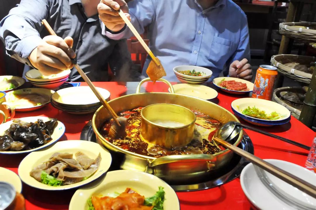 店越大越不挣钱是怎么回事,不去店里生意就好一去生意就不好