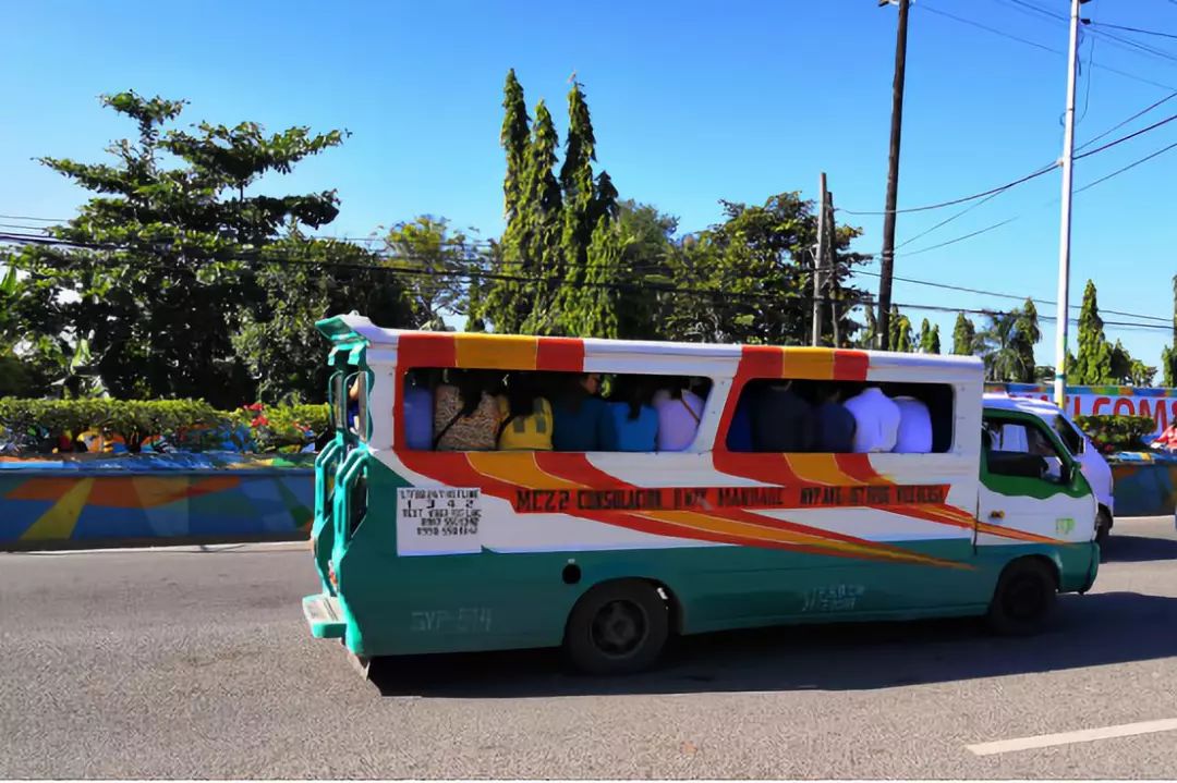 走过很多地方的诗句,走过很多地方原唱