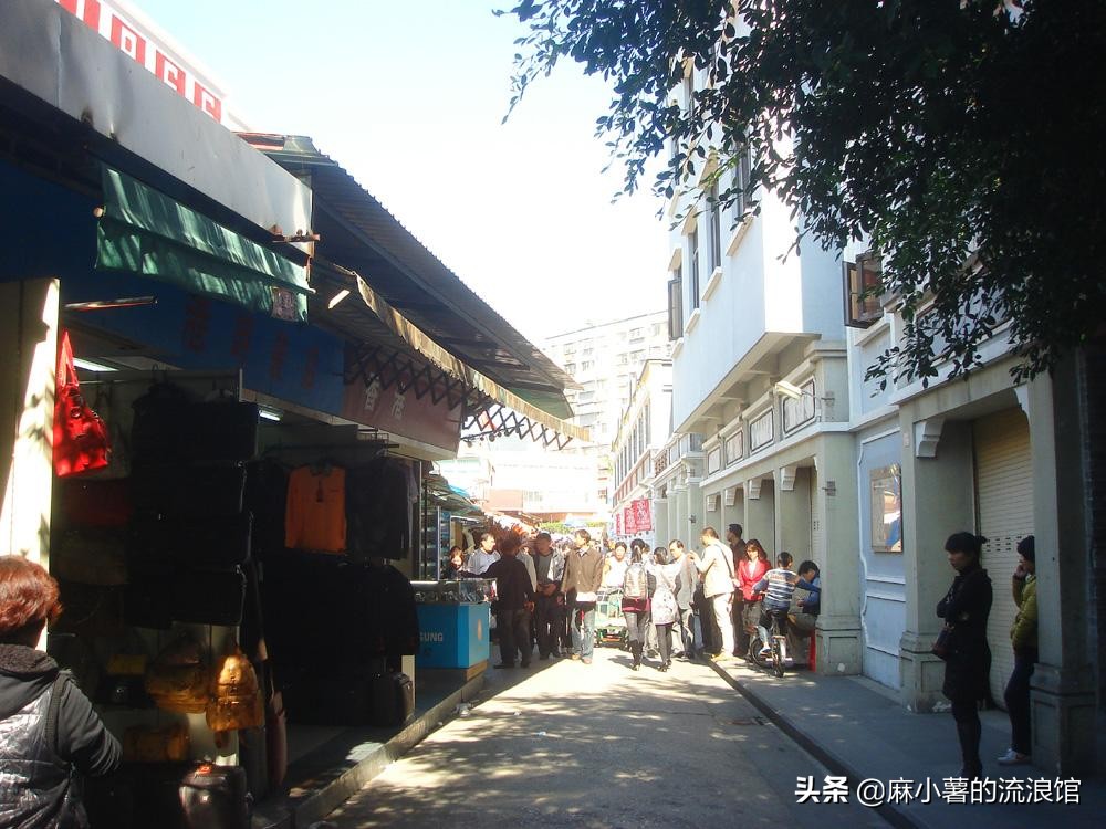 中国唯一通向大海的步行街,中国唯一需要门票进入的县城