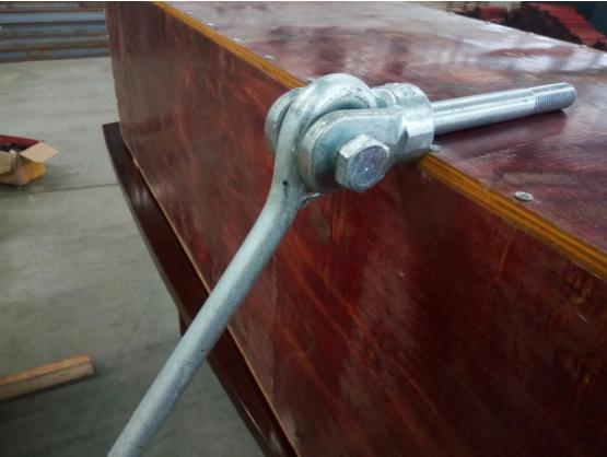 新型悬挑脚手架孔洞不漏水,新型悬挑脚手架如何预埋