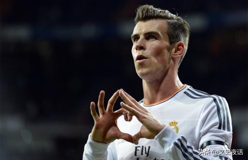 盘点足坛十大巨星的拿手绝技,盘点当今足坛10大中场核心球员