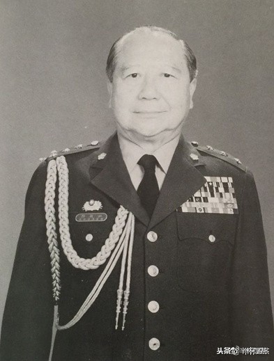 【烟云江湖】台湾“戒严令”寿终正寝的主要原因,江南的*杀暗**风波