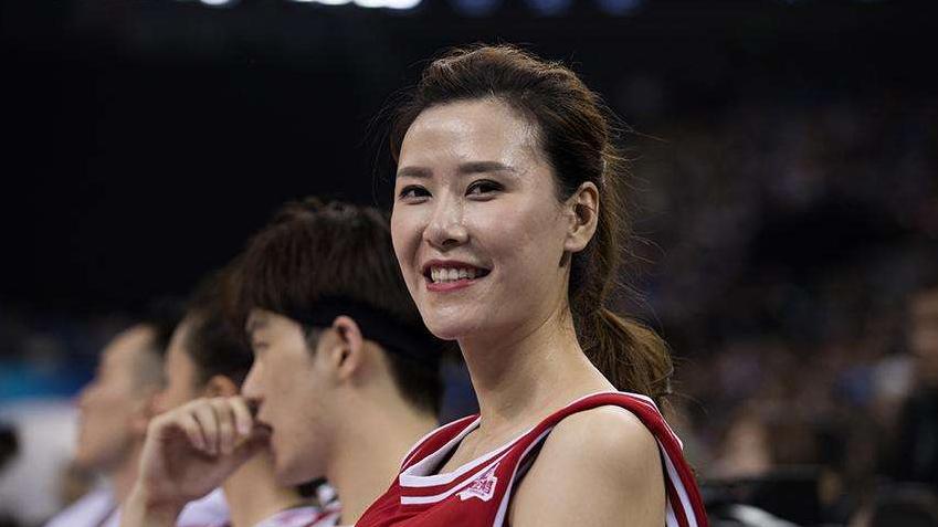 1米96的女篮,1米95篮球女神照片