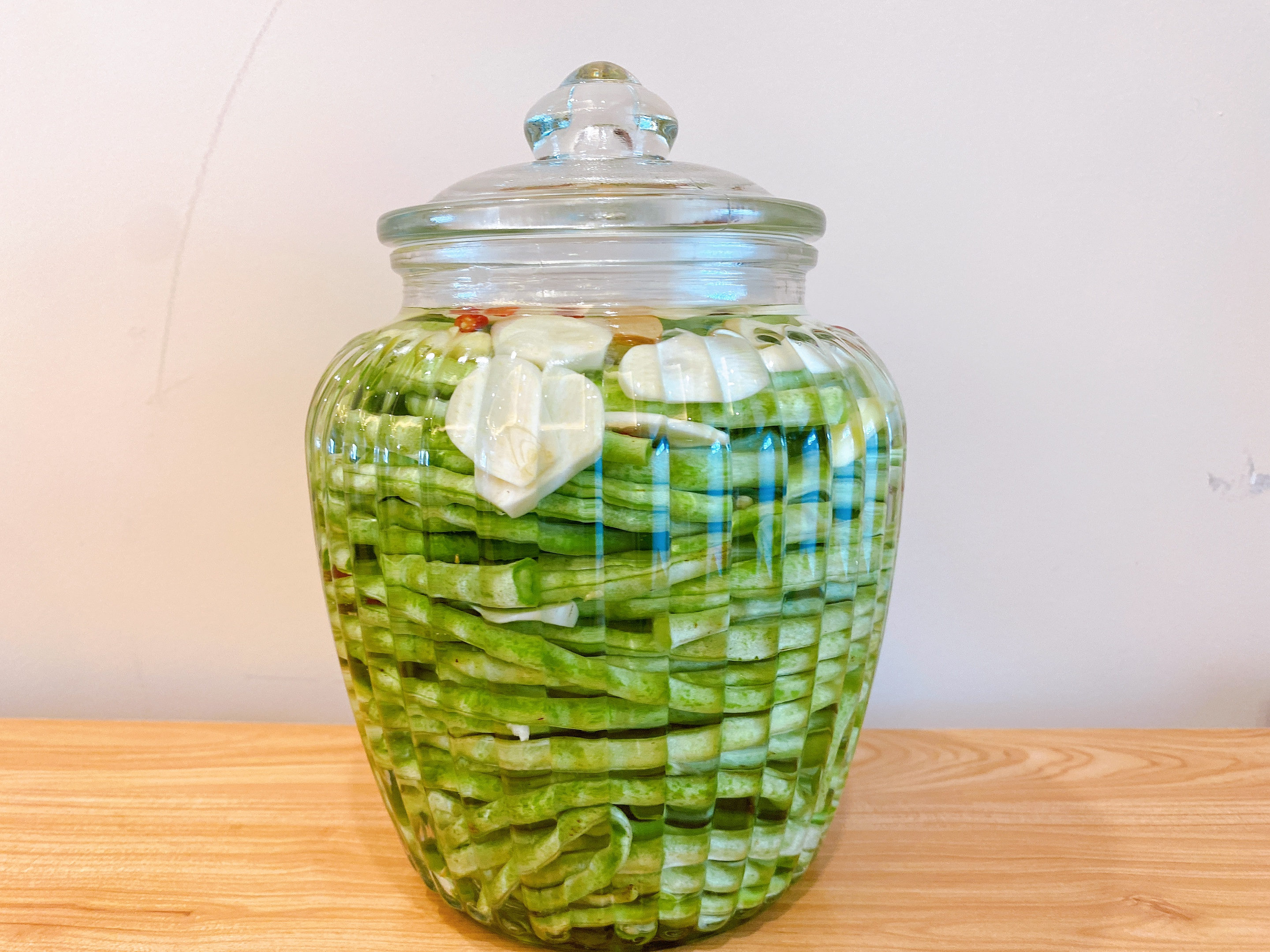 快速自制酸豆角的腌制方法大全,酸豆角怎么腌制才会又脆又好吃