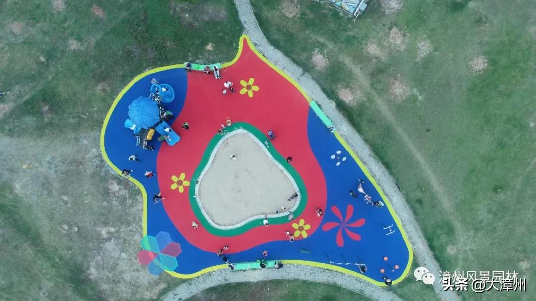 市区这8大公园“魔幻”变身!增添了游乐区、沙坑、足球场、彩绘墙....