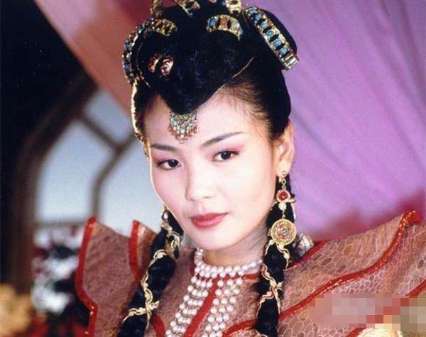 刘涛杨烁亲密互动,刘涛杨烁亲密举动