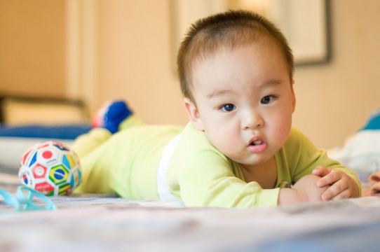 宝宝太瘦了吃什么调理,宝宝瘦的最好方法