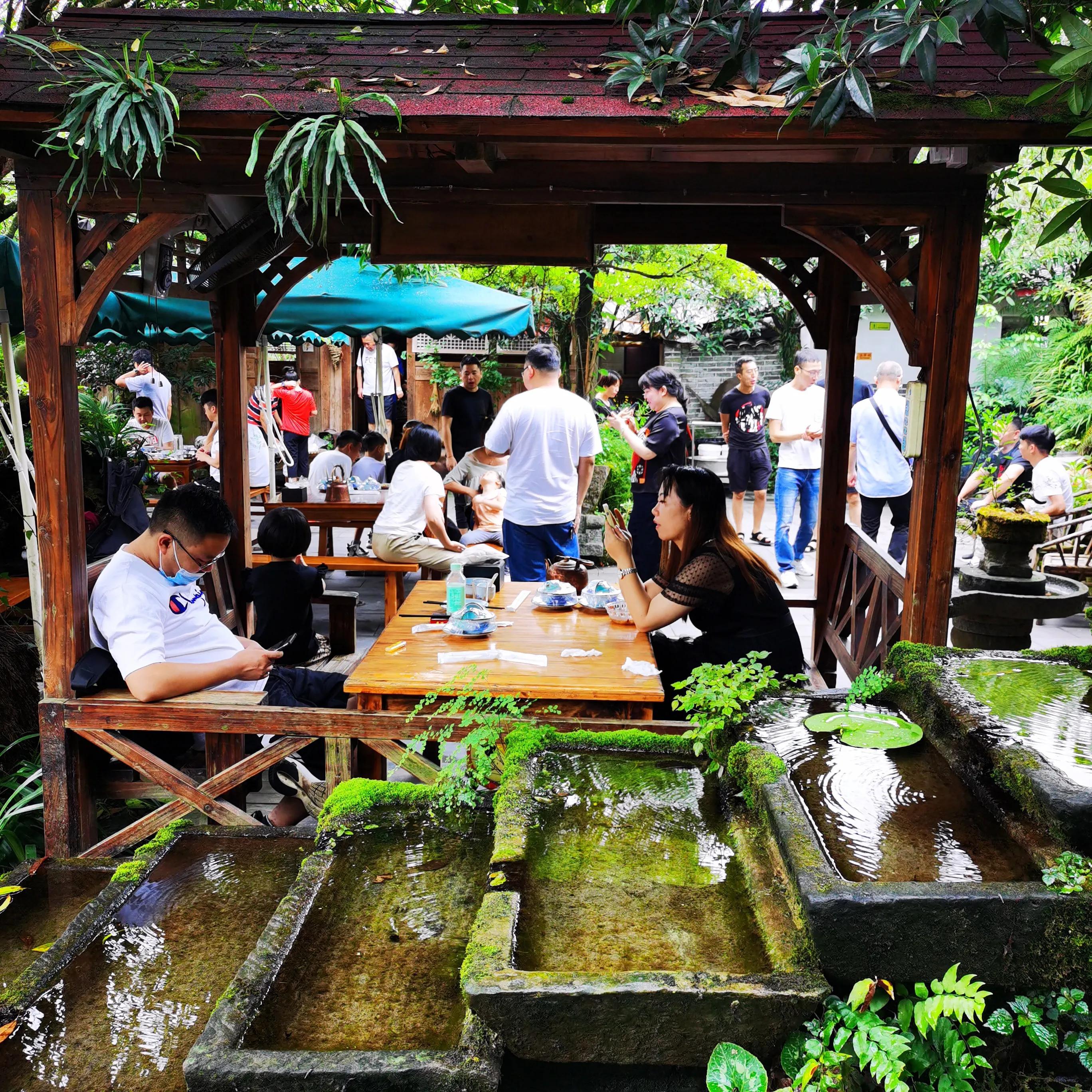 青城山下附近美食,青城山脚下美食