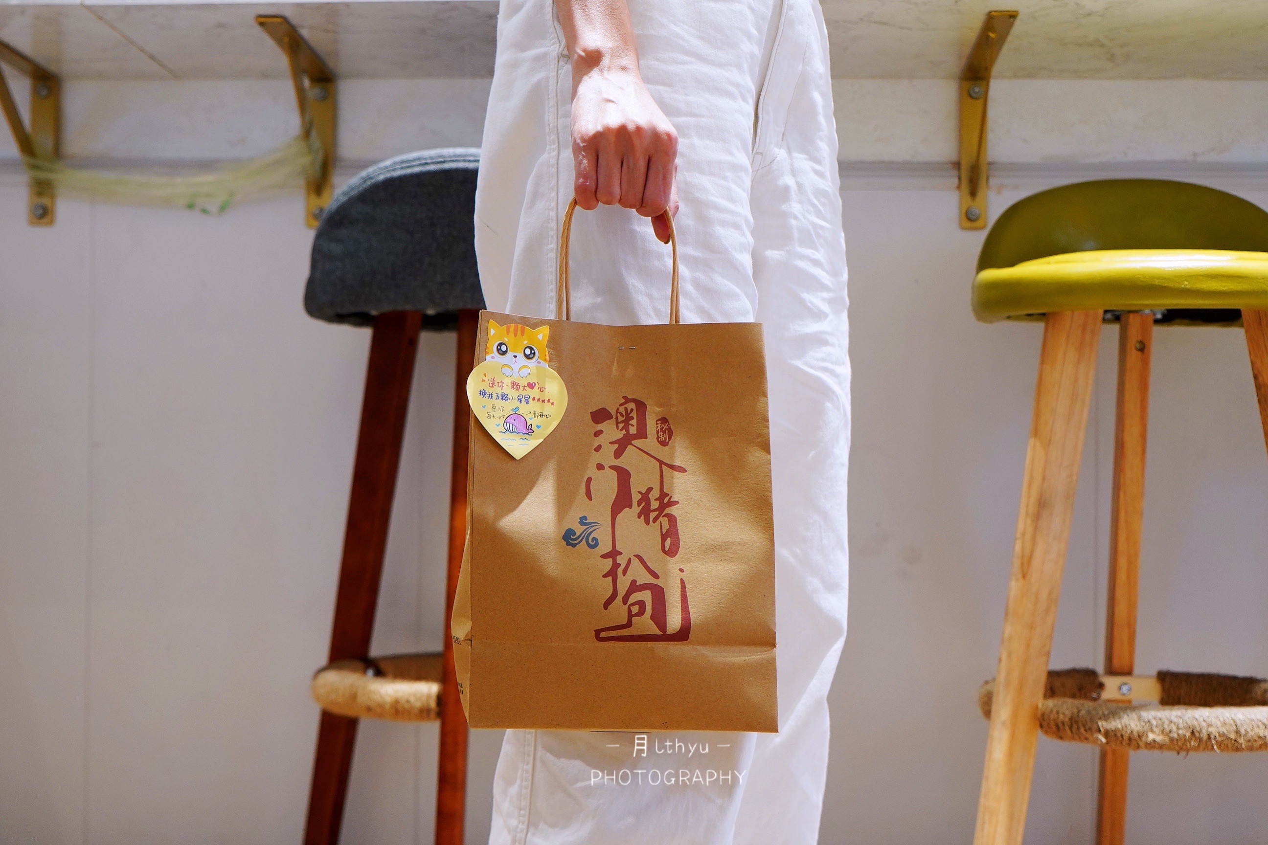 澳门猪扒包藏在思北，人均不到20，就能让你吃到撑