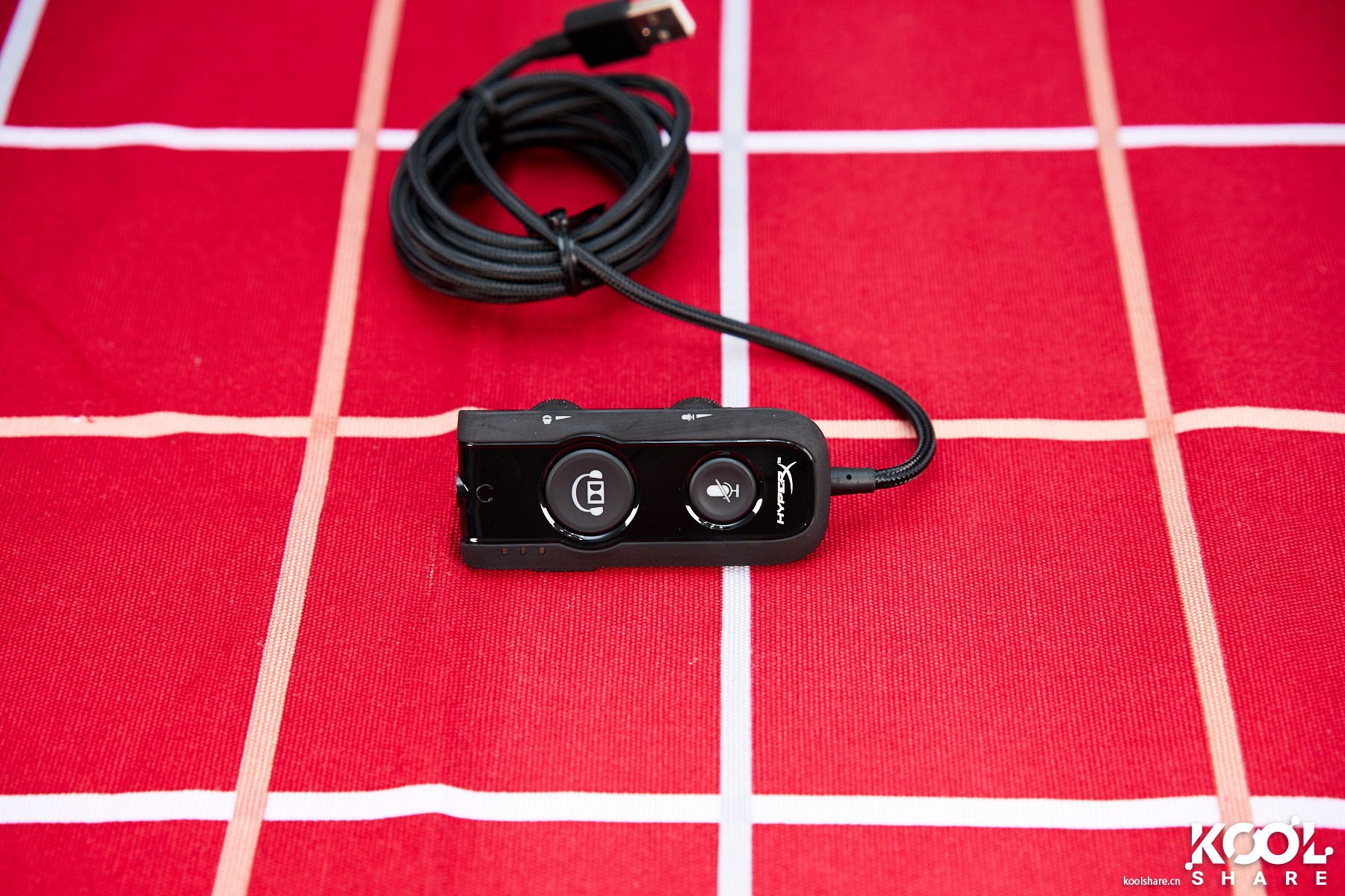 猛禽strix7.1耳机测评,华硕猛禽和金士顿黑鹰