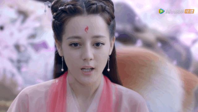 杨超越被吹捧演技炸裂,理性评价杨超越的演技