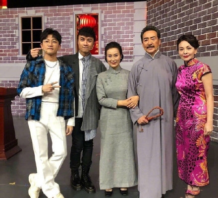 赵薇情深深雨蒙蒙重聚,情深深雨蒙蒙演员今昔对比赵薇