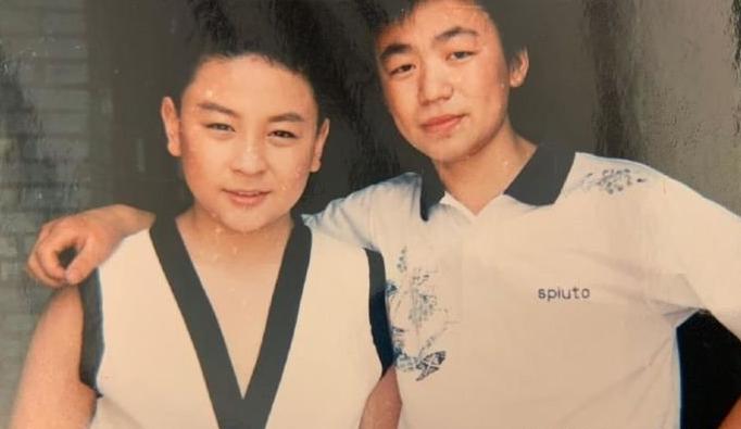 哪一年岳云鹏14岁郭德纲26岁,岳云鹏王宝强郭德纲马云成长史