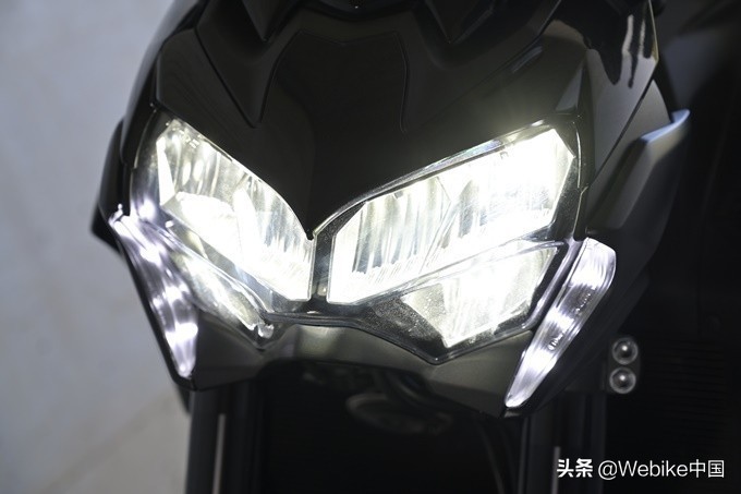 川崎z900跟川崎z1000有什么差别,川崎Z900驾驶体验