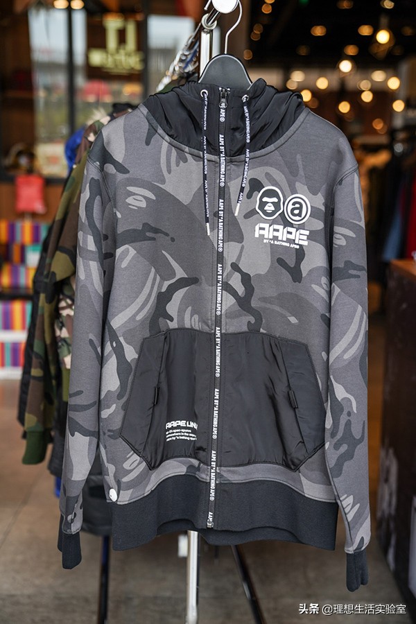 我们逛了天的成都时代奥莱，为你整理出这份春节新衣精明采购清单