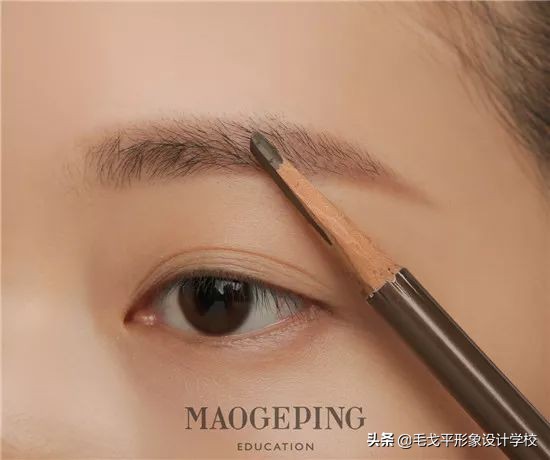 怎样画眉毛漂亮,漂亮的眉毛怎么设计好看