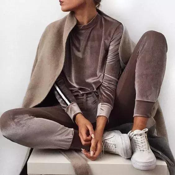 机能运动风女装,时尚运动女装分享