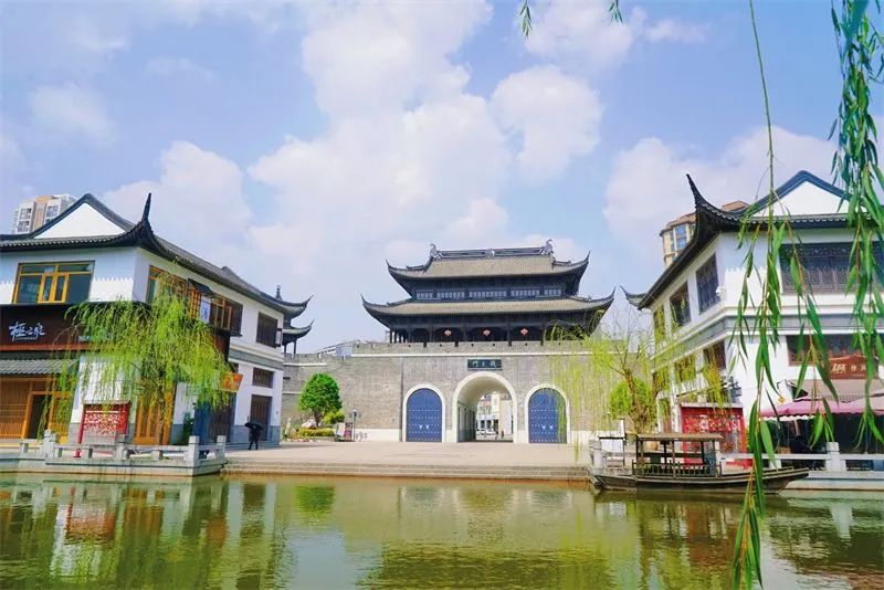 适合去旅游的云南小镇,云南旅游十日游特色小镇