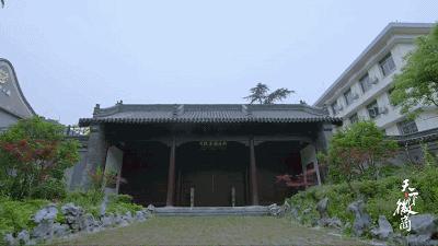 连乾隆帝都羡慕的徽商巨贾,到底为什么这么有钱?