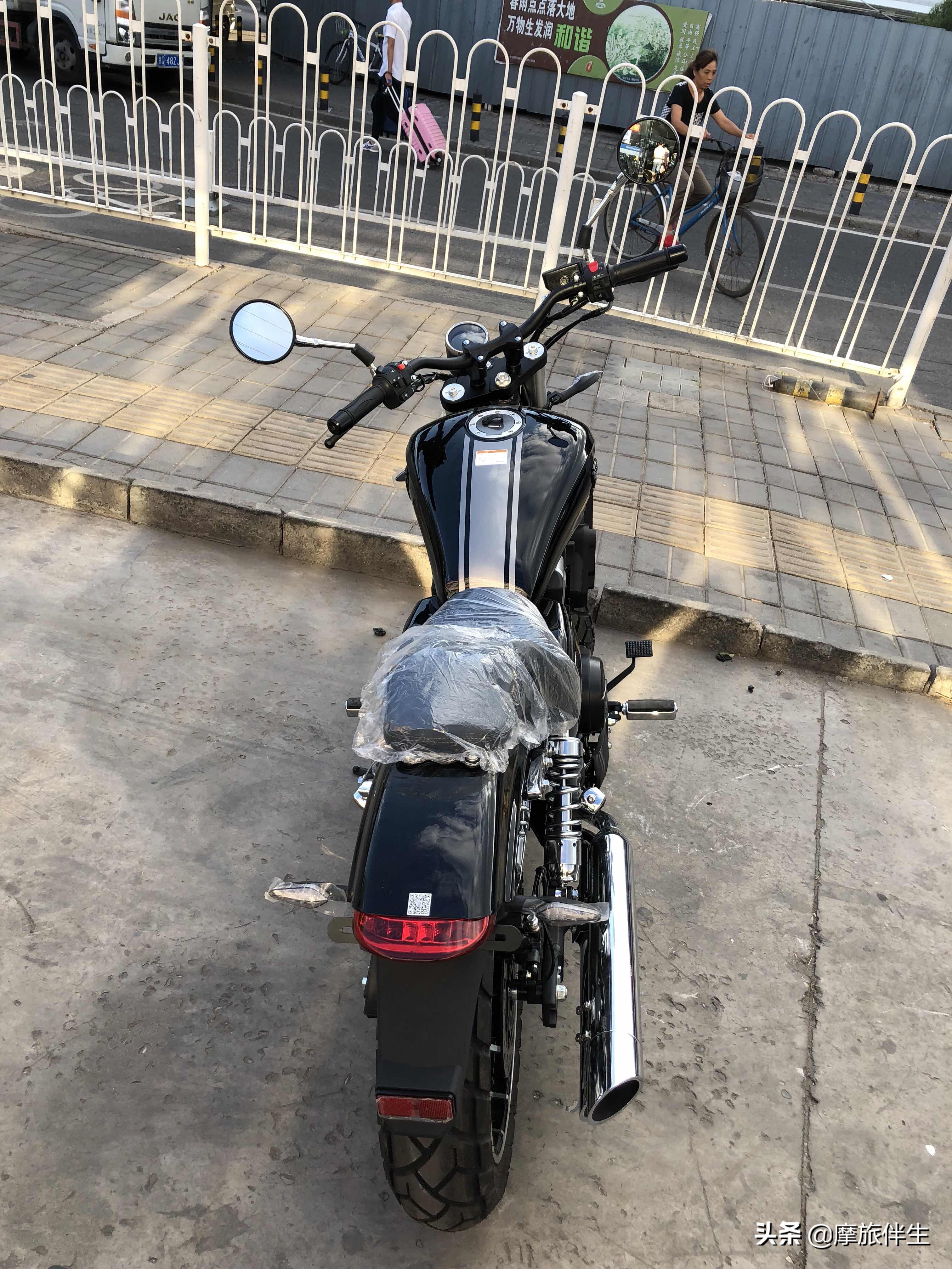 国产最漂亮的太子摩托车奔达400原驰兽