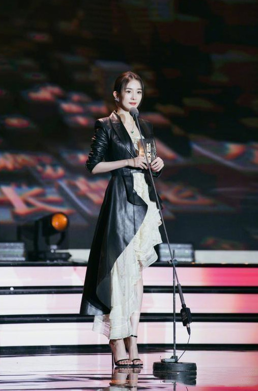 韩雪简约穿搭也很漂亮有亲和力,韩雪气质有多强