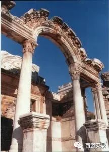 她永远离开了我小说,她永远离开了我小说在哪看