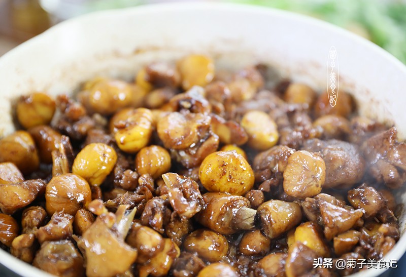 板栗鸡腿煲汤的做法,板栗焖鸡腿肉饭