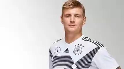 西甲全能中场加西亚,西甲十大中场排行