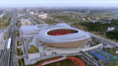 瓒呯噧鐭墖閮戝窞,瓒呯噧闇囨捈mv