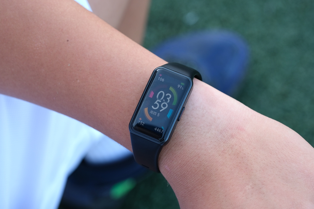 荣耀手环6标准版测评,荣耀手环6标准版的功能有哪些