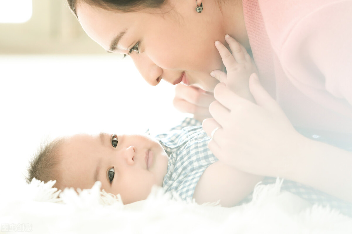 新生儿新手爸妈注意事项,新手爸妈新生儿要注意的育儿要点