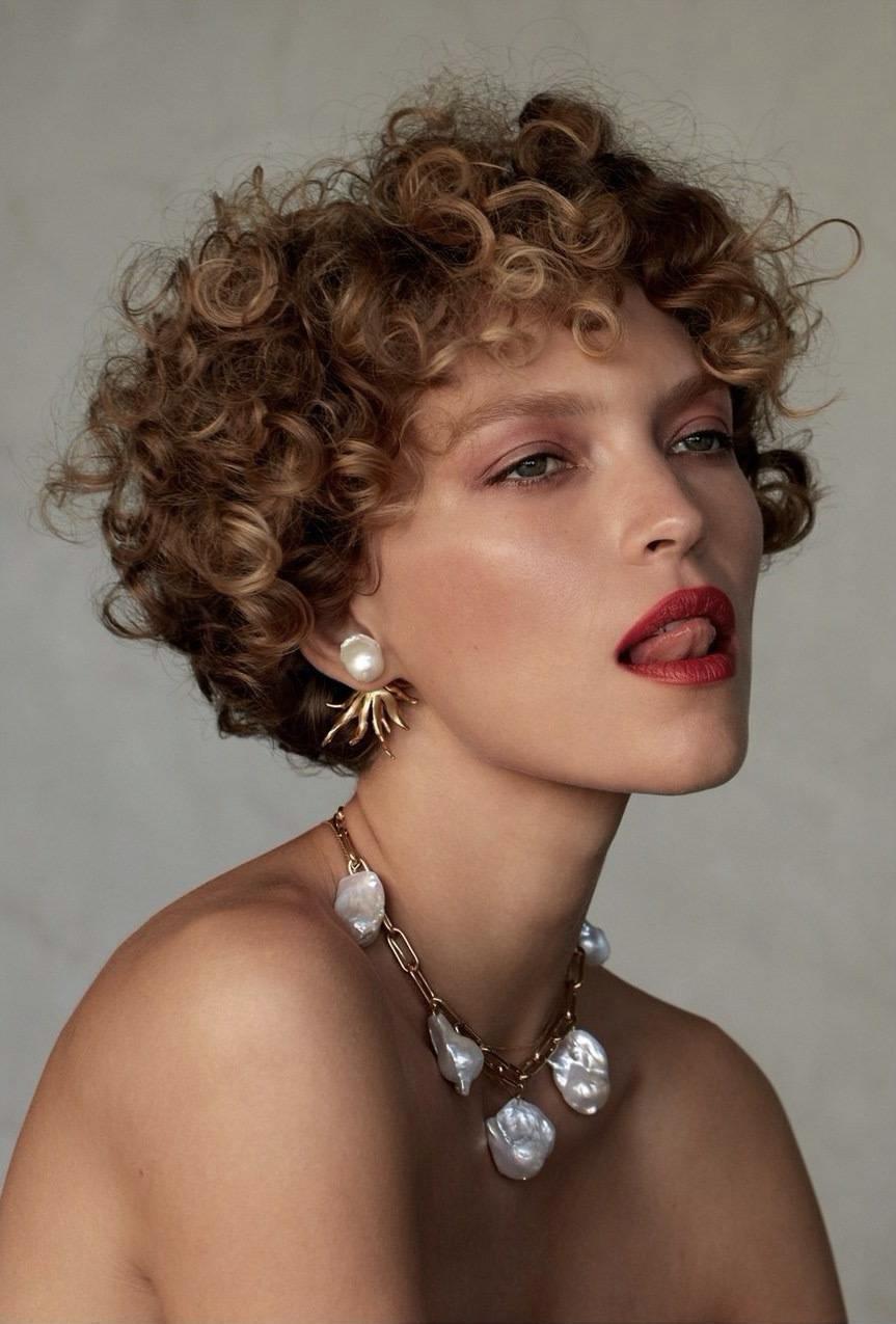 为啥相同的穿搭自己不穿不好看,同样的穿搭为什么别人穿更好看