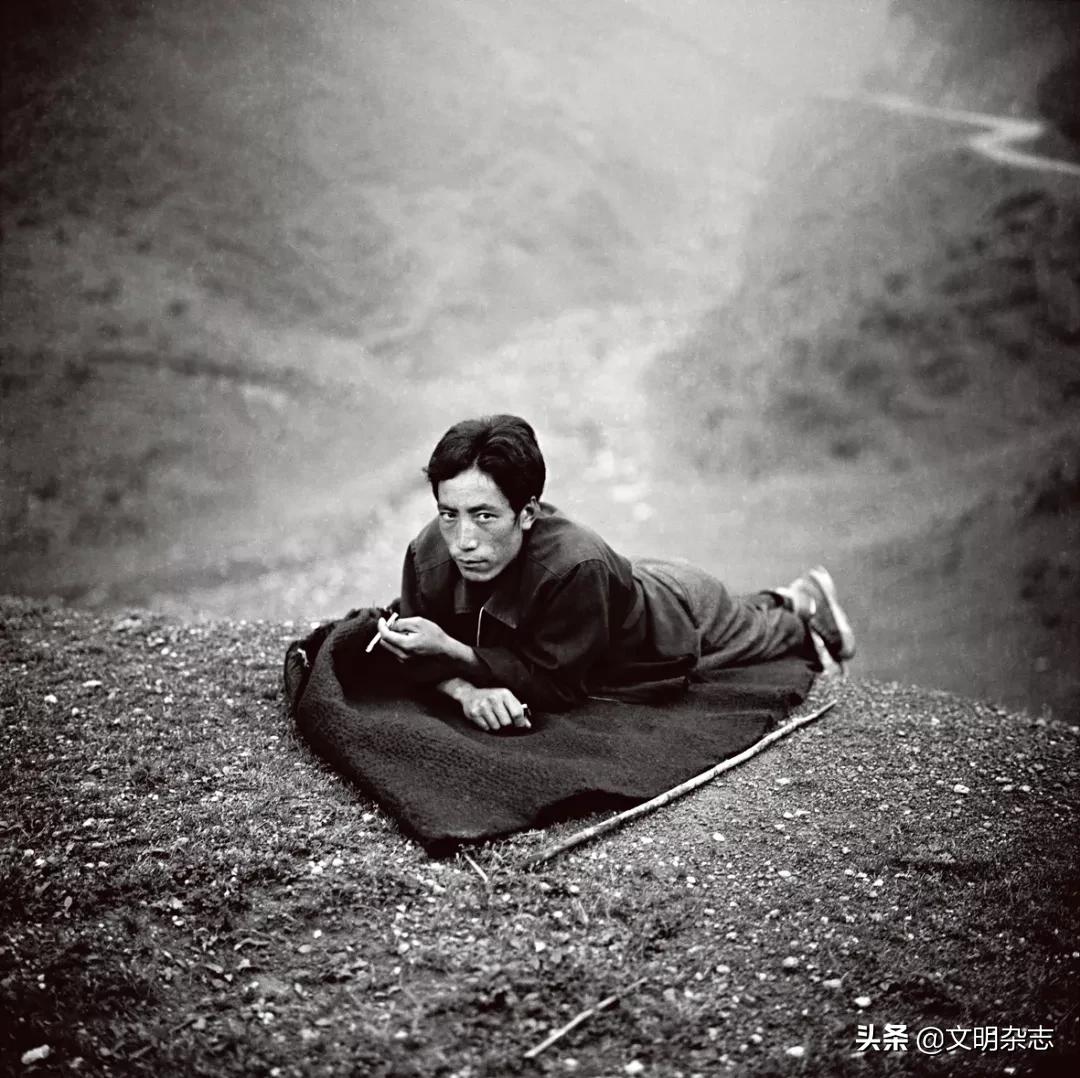 荒诞而无法预测的影像人生:他的思想高过了山