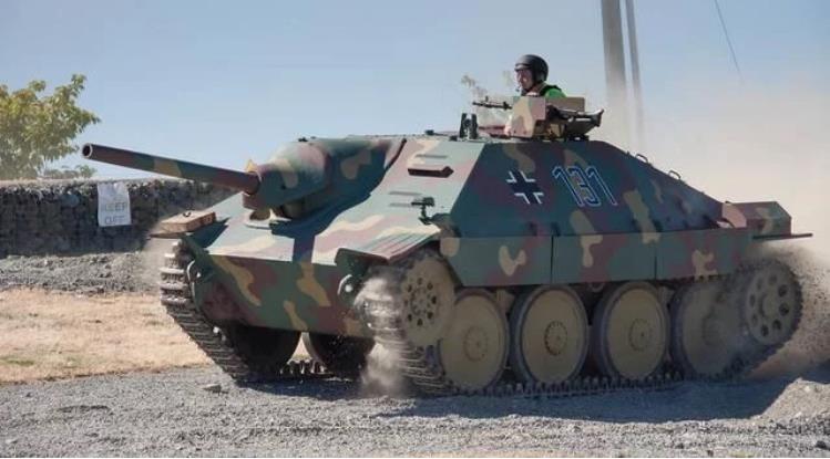 德军士兵战斗力强悍,二战德军装甲坦克部队视频