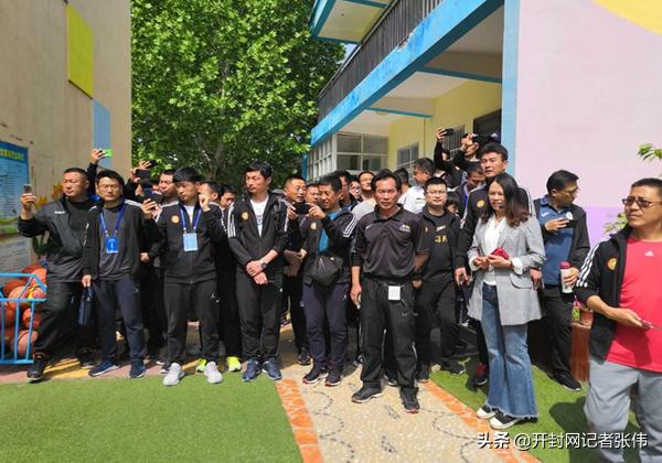 幼儿园教师足球竞赛培训,幼儿园教师足球培训