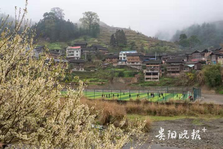 黎平县盖宝侗寨,黔东南盖堡侗寨足球场