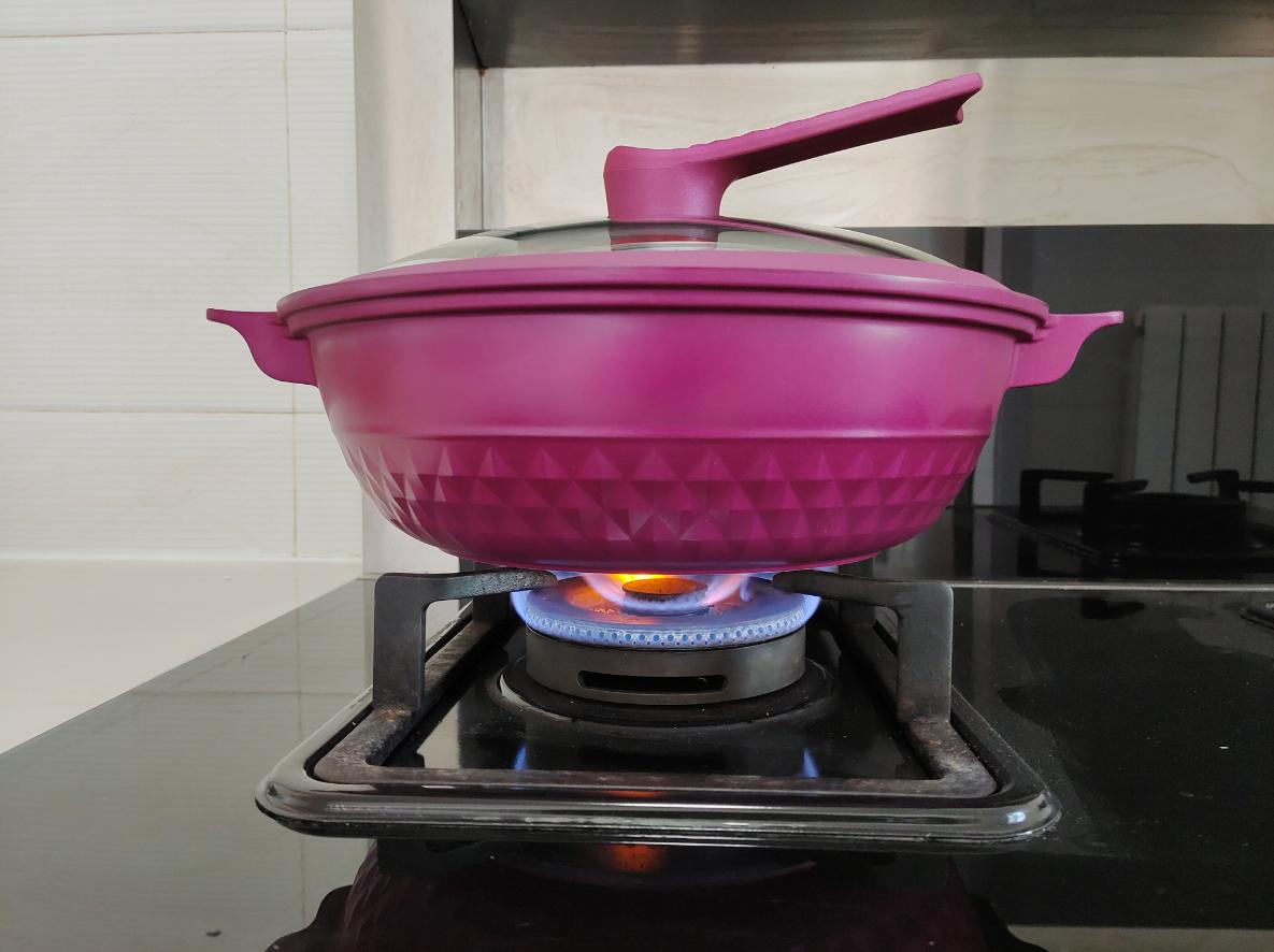 帝伯朗钛合金锅,帝伯朗涂层锅真实测评