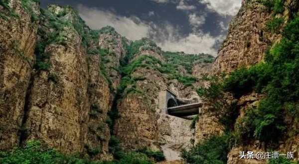 河北受欢迎的大峡谷景区,河北最美漂流峡谷