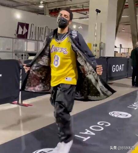 致敬欧文的投篮服,致敬科比欧文