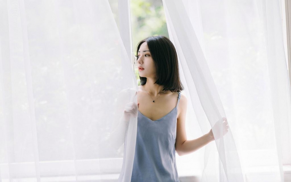 单亲妈妈在钱和孩子中选择了孩子，现在过得怎么样了？